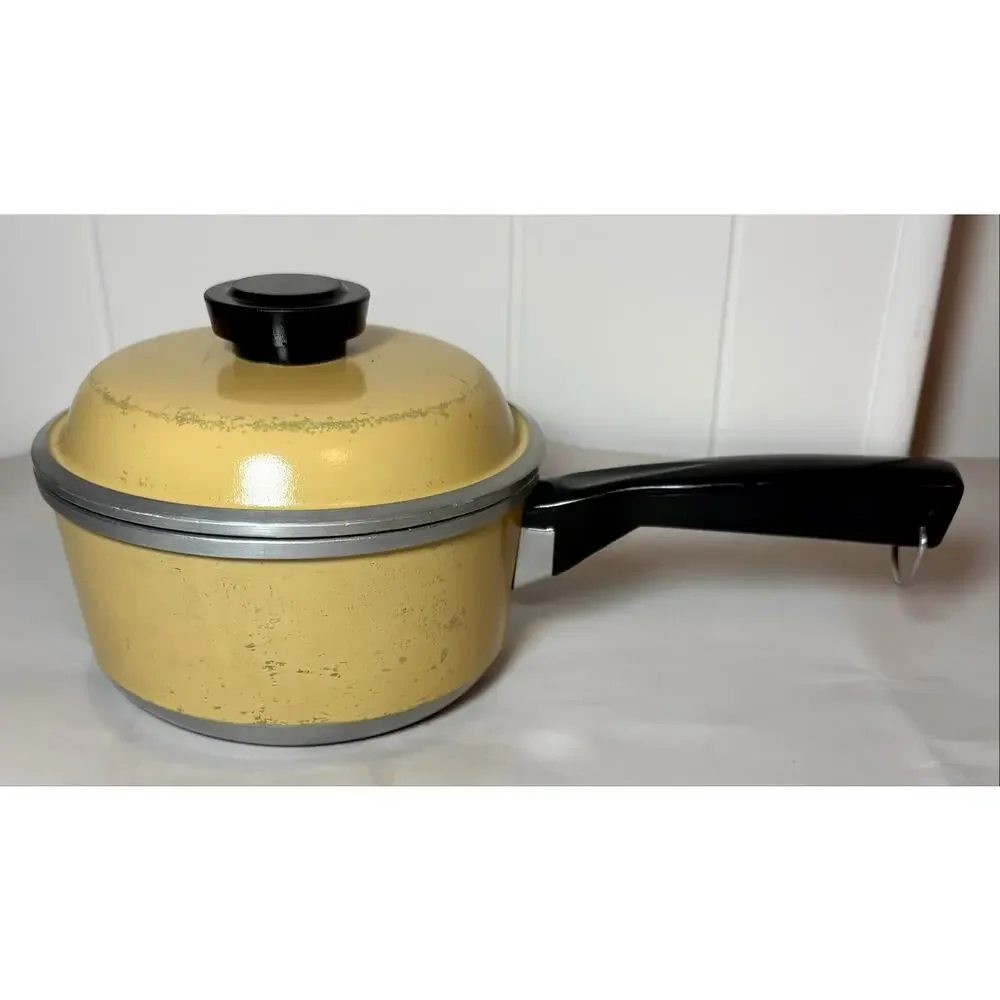 Vintage Aluminum Sears “Club” Harvest Gold 1.5 QT Sauce Pot w/ Lid USA